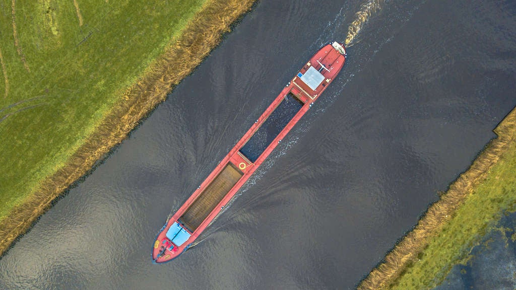 The Dutch inland waterways network is reinventing itself to stay ahead of times (Photo: Shutterstock)