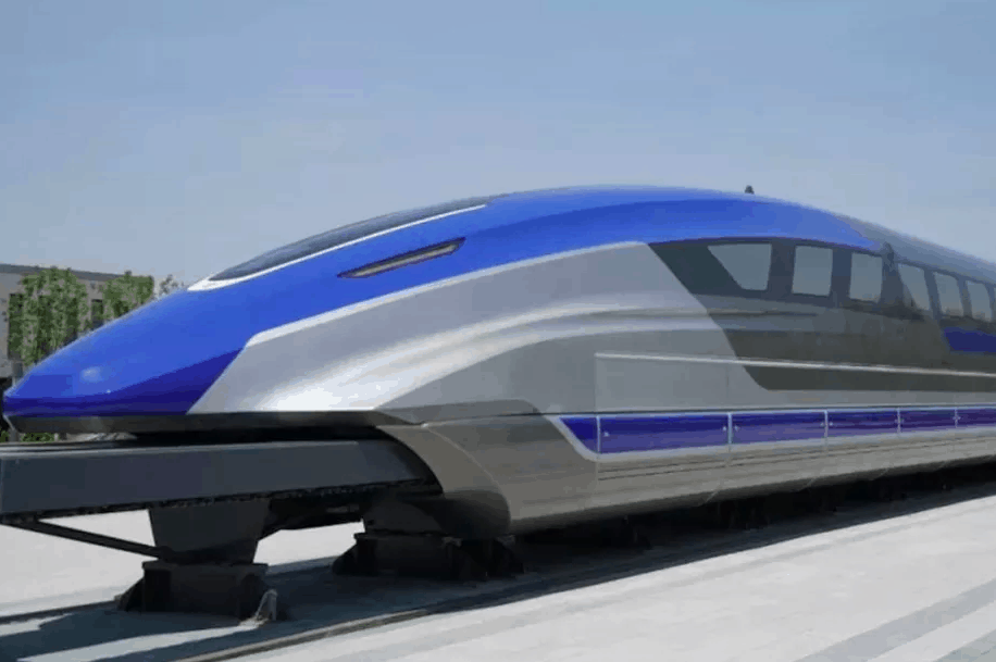 China unveils a train that cruises at 373 miles per hour (Photo: CRRC)