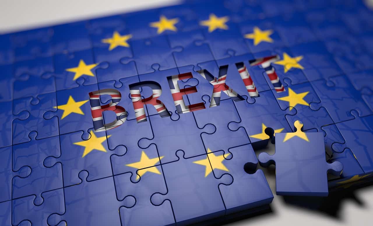 Brexit looks to be an itch the U.K. cannot scratch (Photo: Pixabay)