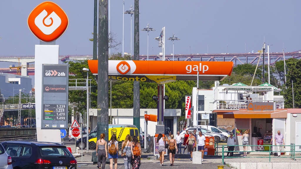 Gas stations dry up in Portugal amidst trucker strike (Photo: Shutterstock)