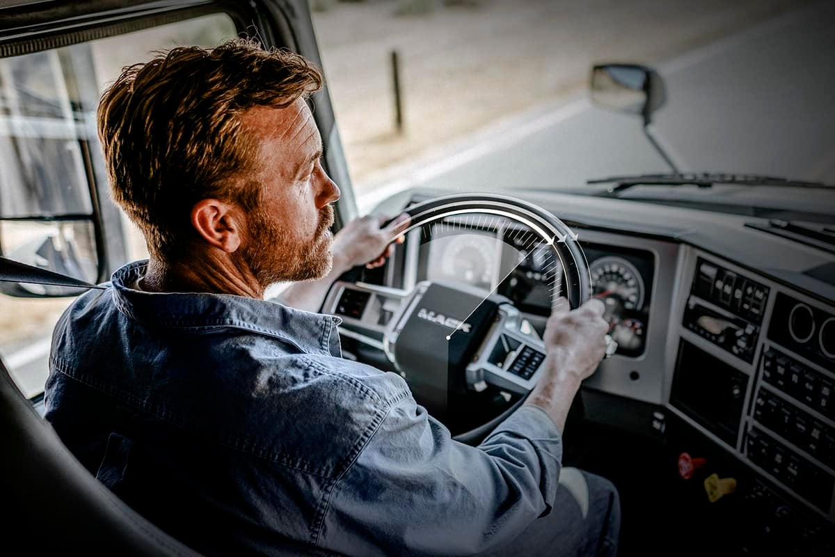 Mack Trucks Command Steer