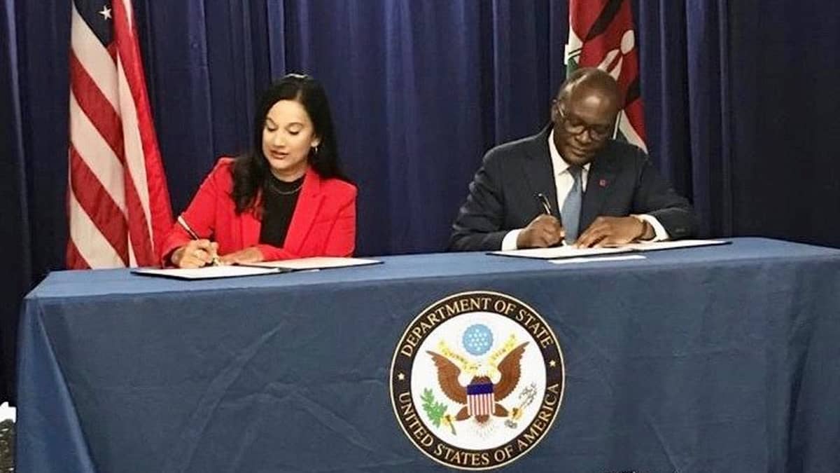 U.S. and Kenyan officials sign an air traffic agreement.