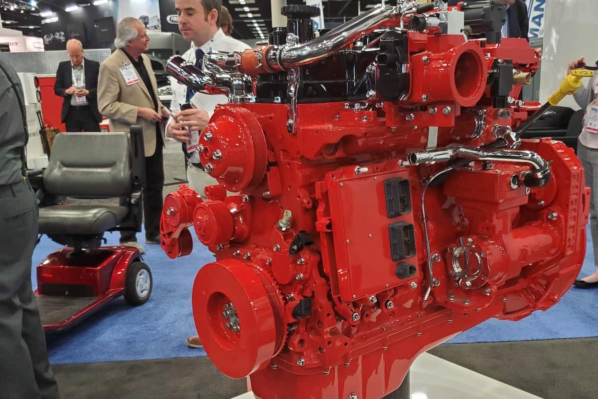 Cummins natural gas engine