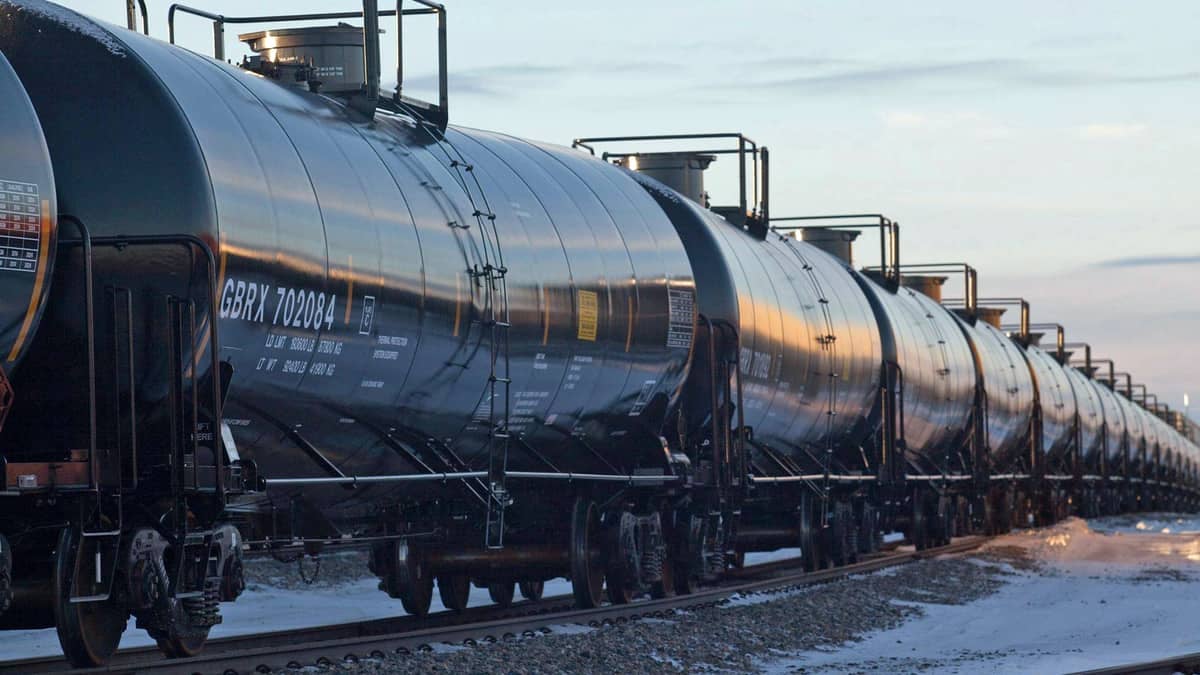 Greenbrier tank cars on track