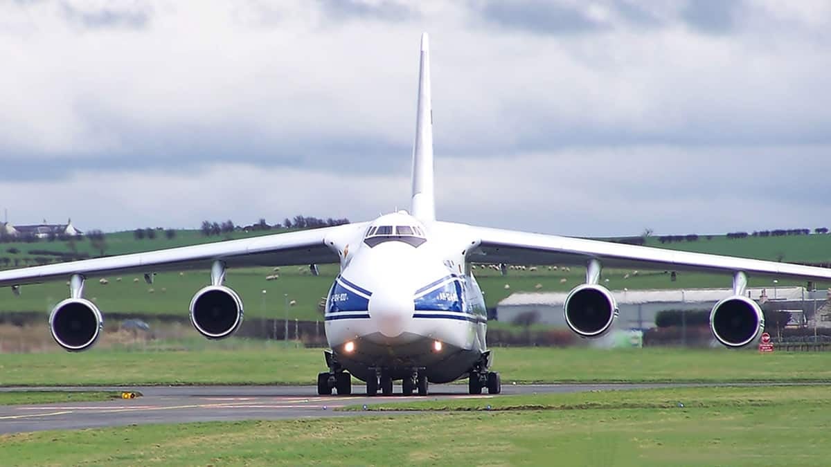 The AN-124 is the largest civil cargo plane in the world.