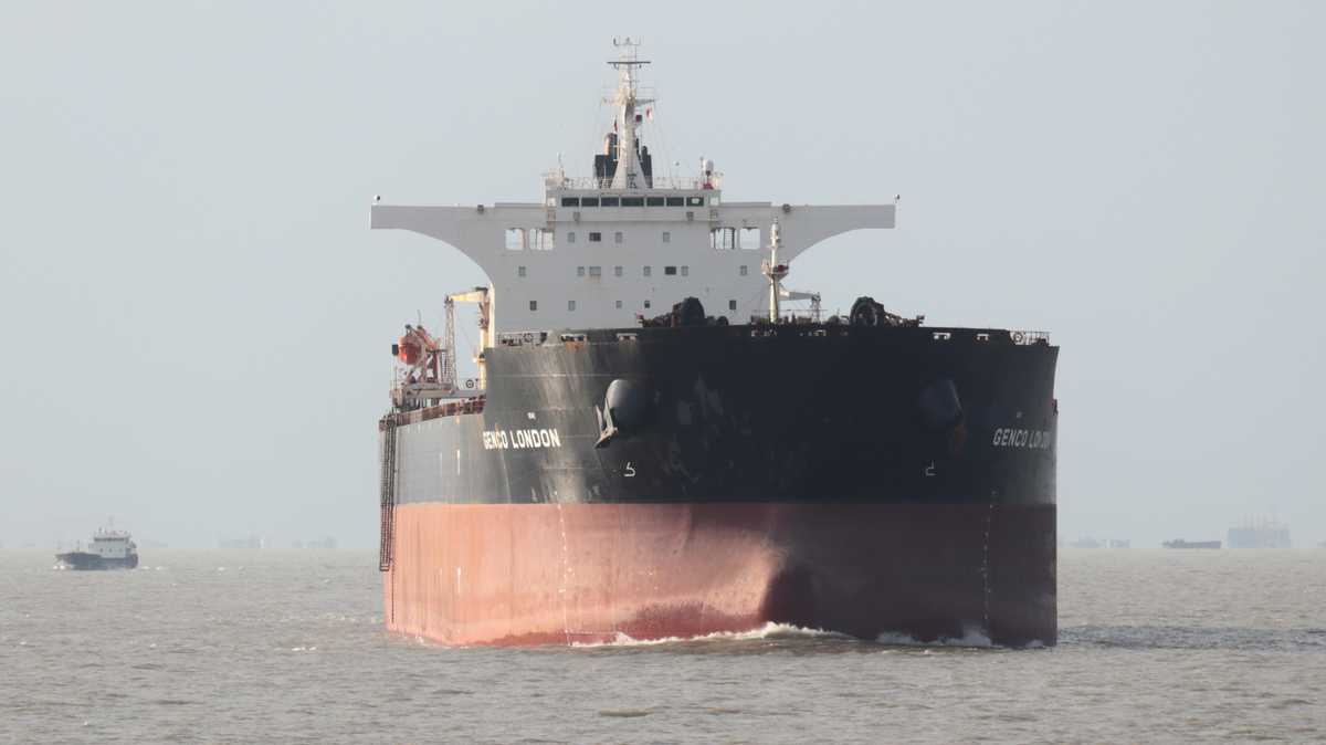 bulk ship