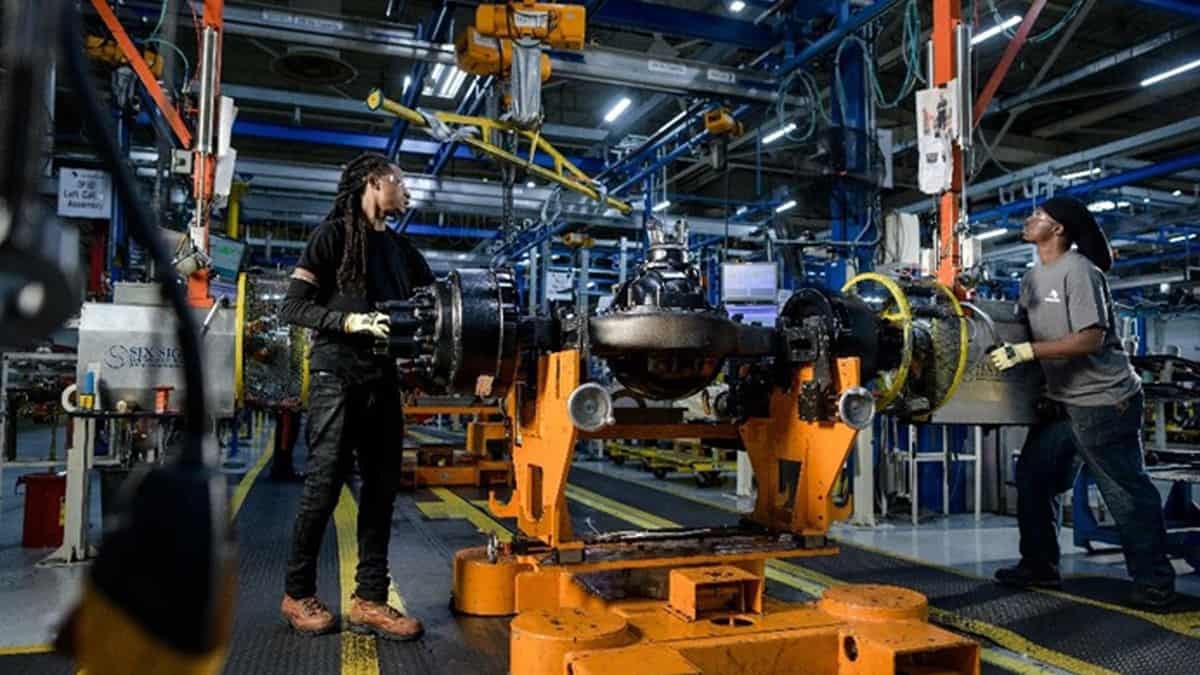 Meritor factory workers