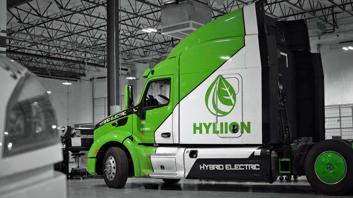 Hyliion Class 8 hybrid truck