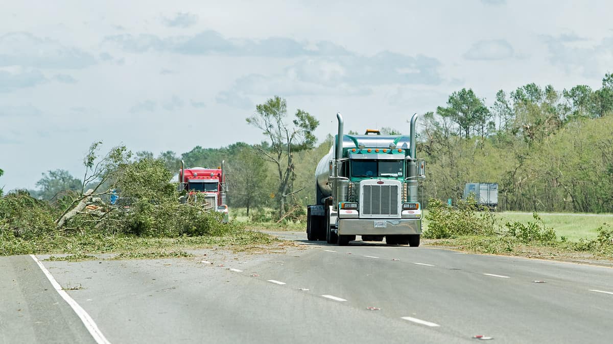 Hurricane Laura bears down on Gulf of Mexico