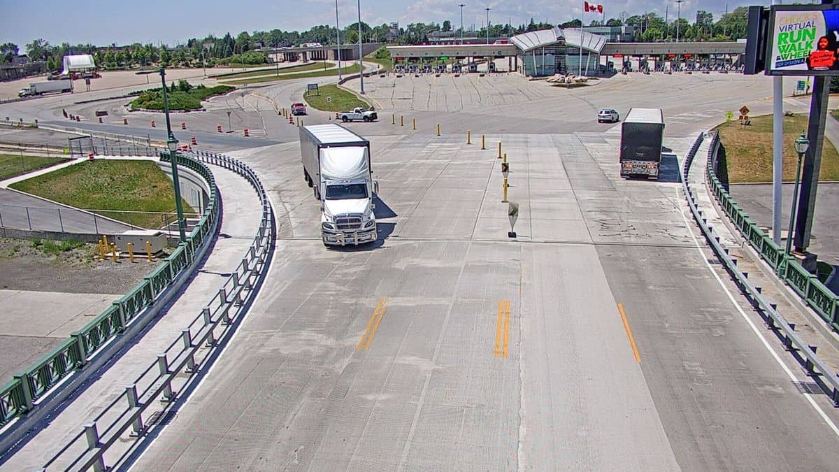 A view of the US-Canada border. Canada's Fastfrate has big plans for new cross-border trucking business.