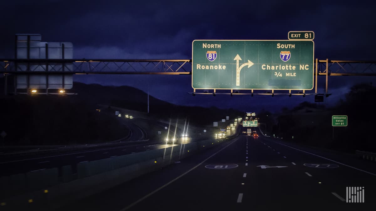 Traffic at ight on I-77 in western Virgina.