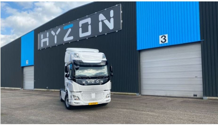 Hyzon truck in fron of company facility