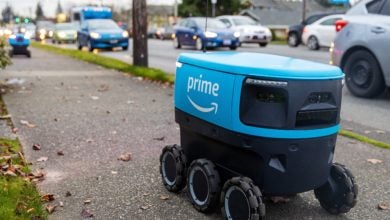 Amazon Scout robot delivery