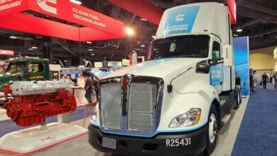 Kenworth T680 with Cummins fuel cell on display at 2022 ACT Expo.