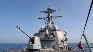 photo of a U.S. Navy vessel transiting the Taiwan Strait