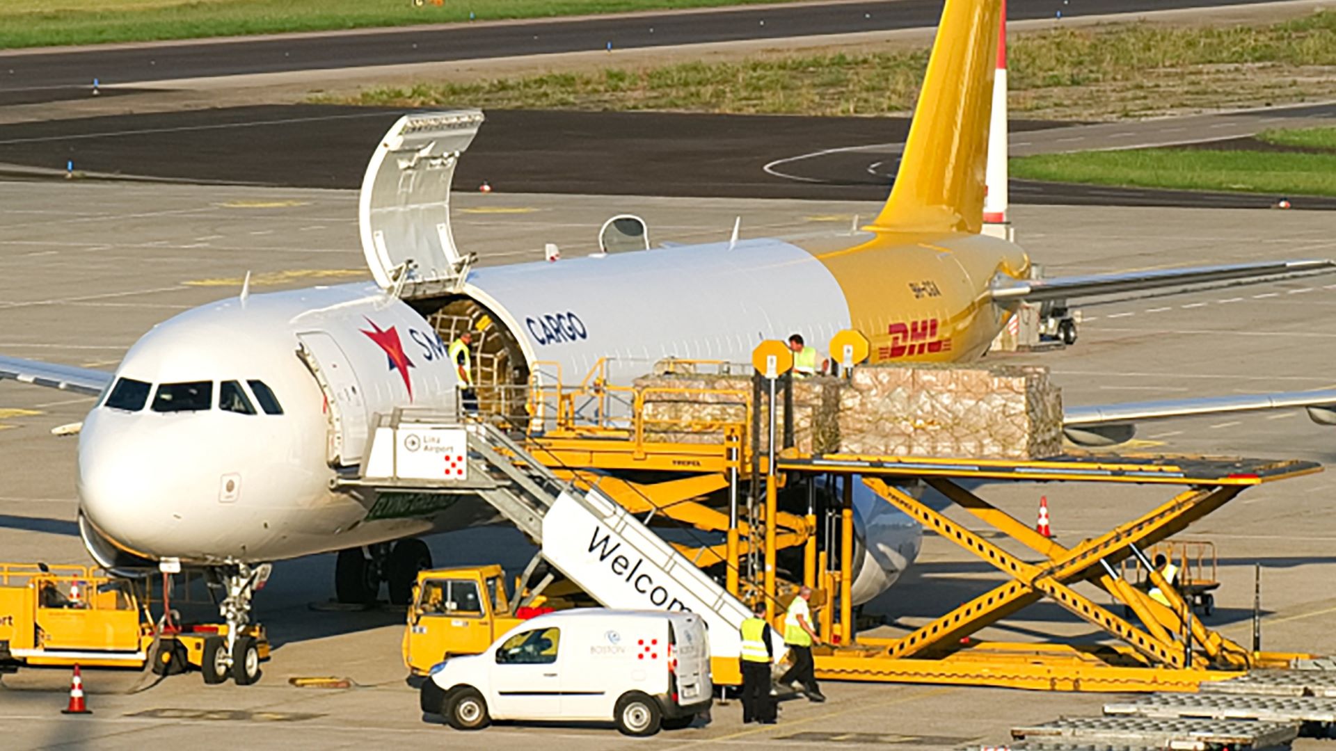 DHL drops SmartLynx Airlines as cargo partner in Europe