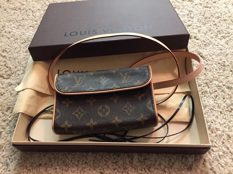 Louis Vuitton Pochette Black And Gold Bag for Sale in Redwood