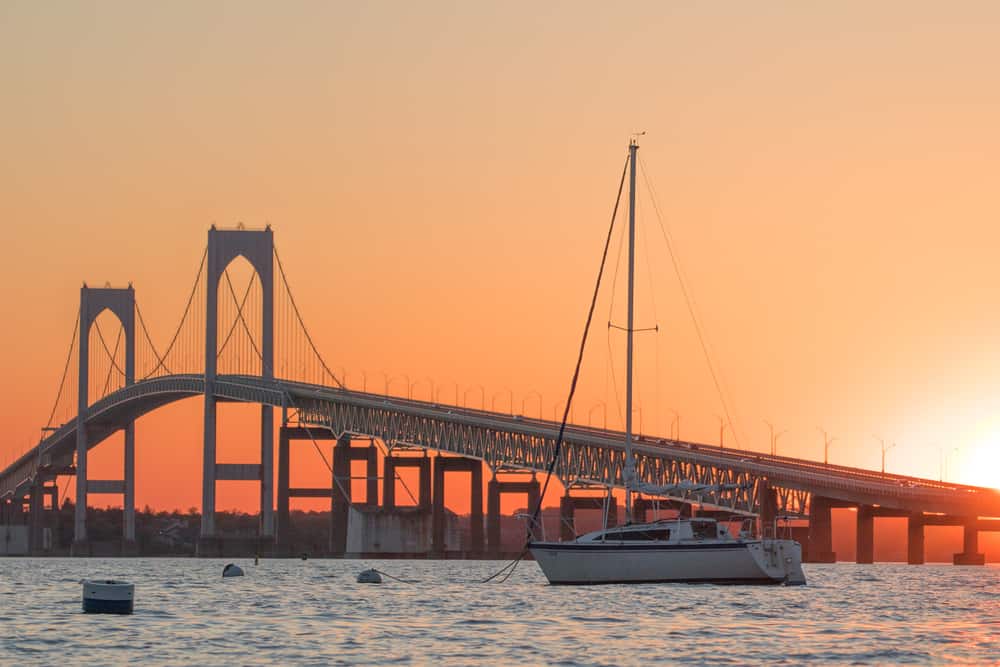  The Newport Bridge in Rhode Island. ( Photo: Shutterstock ) 