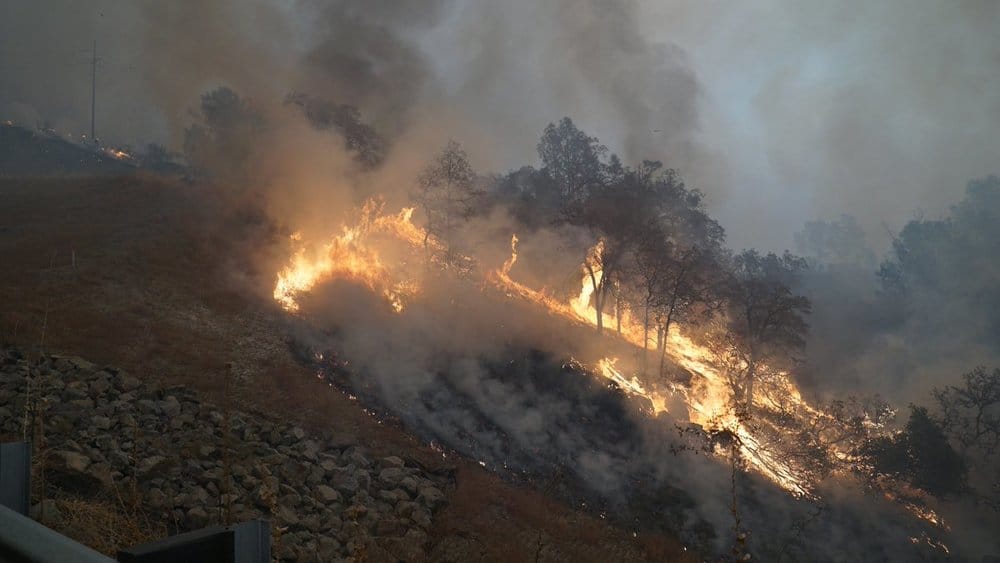  Camp Fire near Chico, California, evening of November 8, 2018.  (Photo: Butte County Fire Department)  