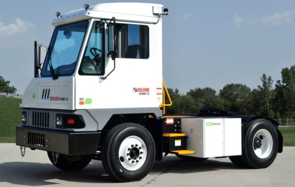 Penske Truck Leasing adds electric yard tractor to its demonstration ...