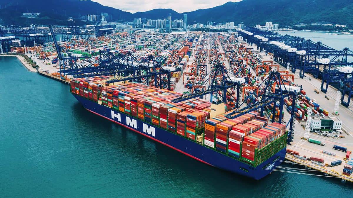 How big are the world's largest ocean container ships? - FreightWaves