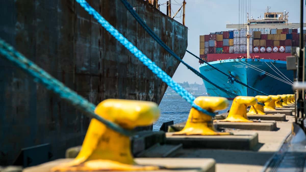 New York terminal operator sues Maersk for tens of millions