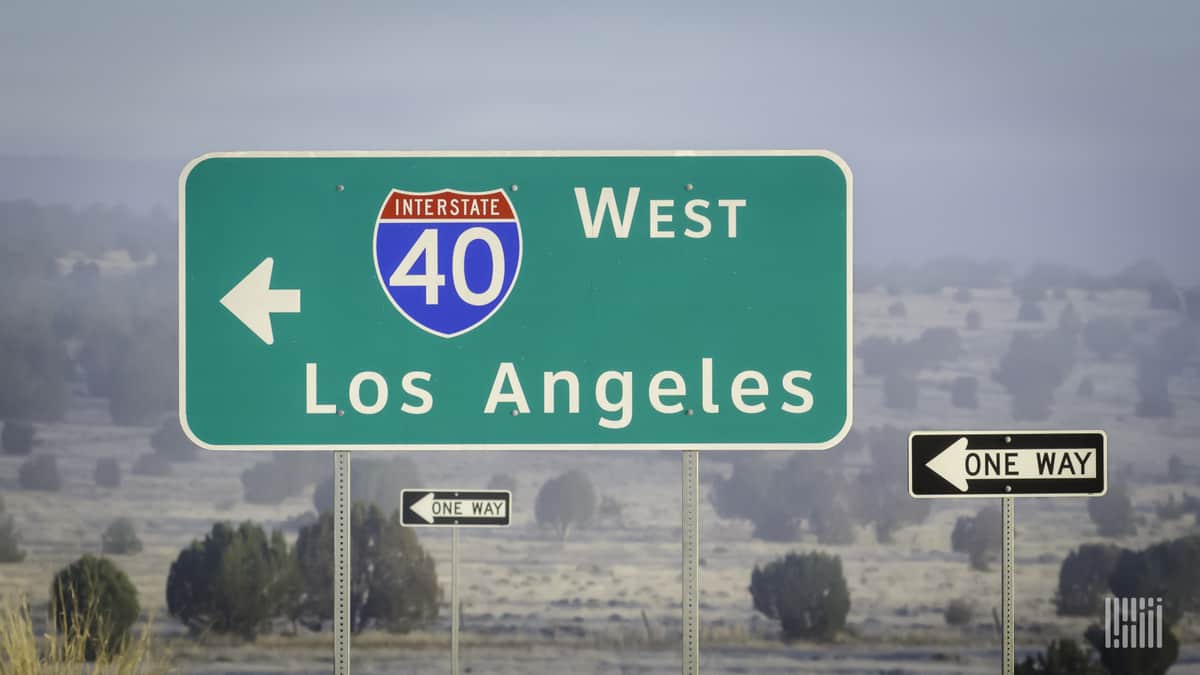 A highway directional sign pointing the way to Los Angeles on I-40.
(Photo: Jim Allen/FreightWaves)