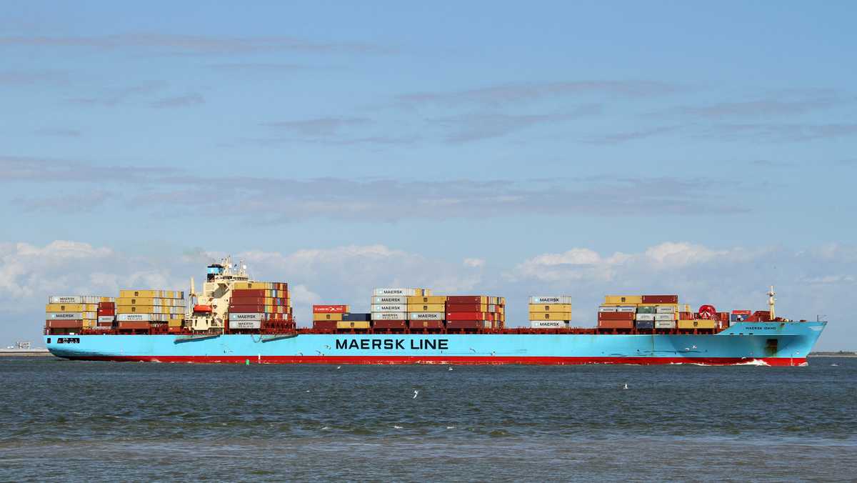 container ship