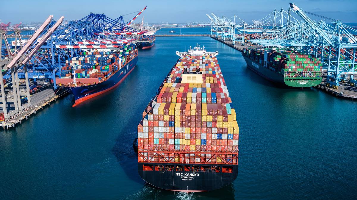 container shipping Port of Los Angeles