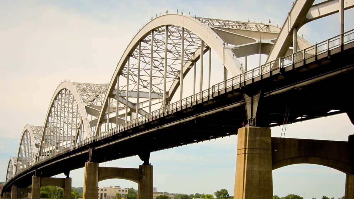 5 states with most structurally deficient bridges - FreightWaves