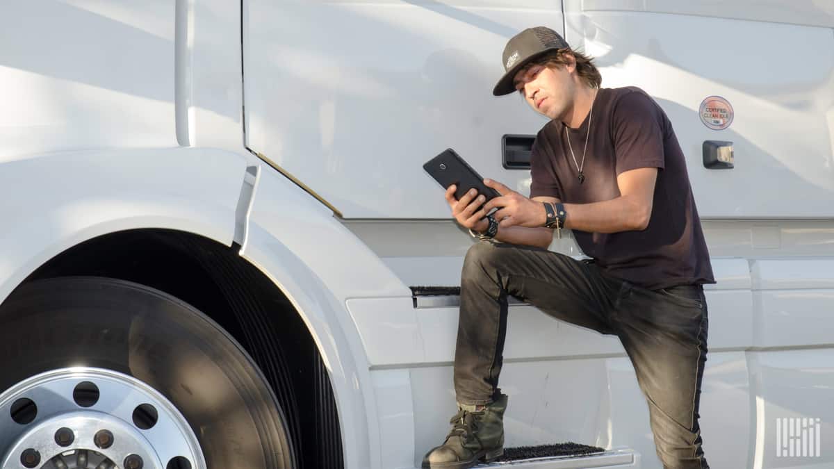 Truck Driver Essentials: The Ultimate Guide - FreightWaves Ratings