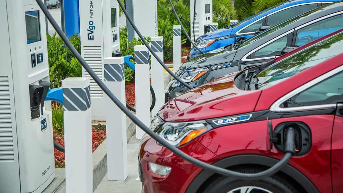 Gm investing in electric shop cars