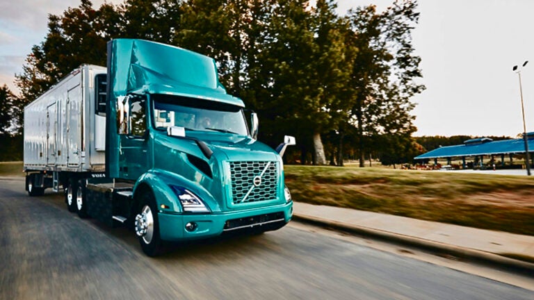 First Class 8 electric trucks headed for Texas - FreightWaves