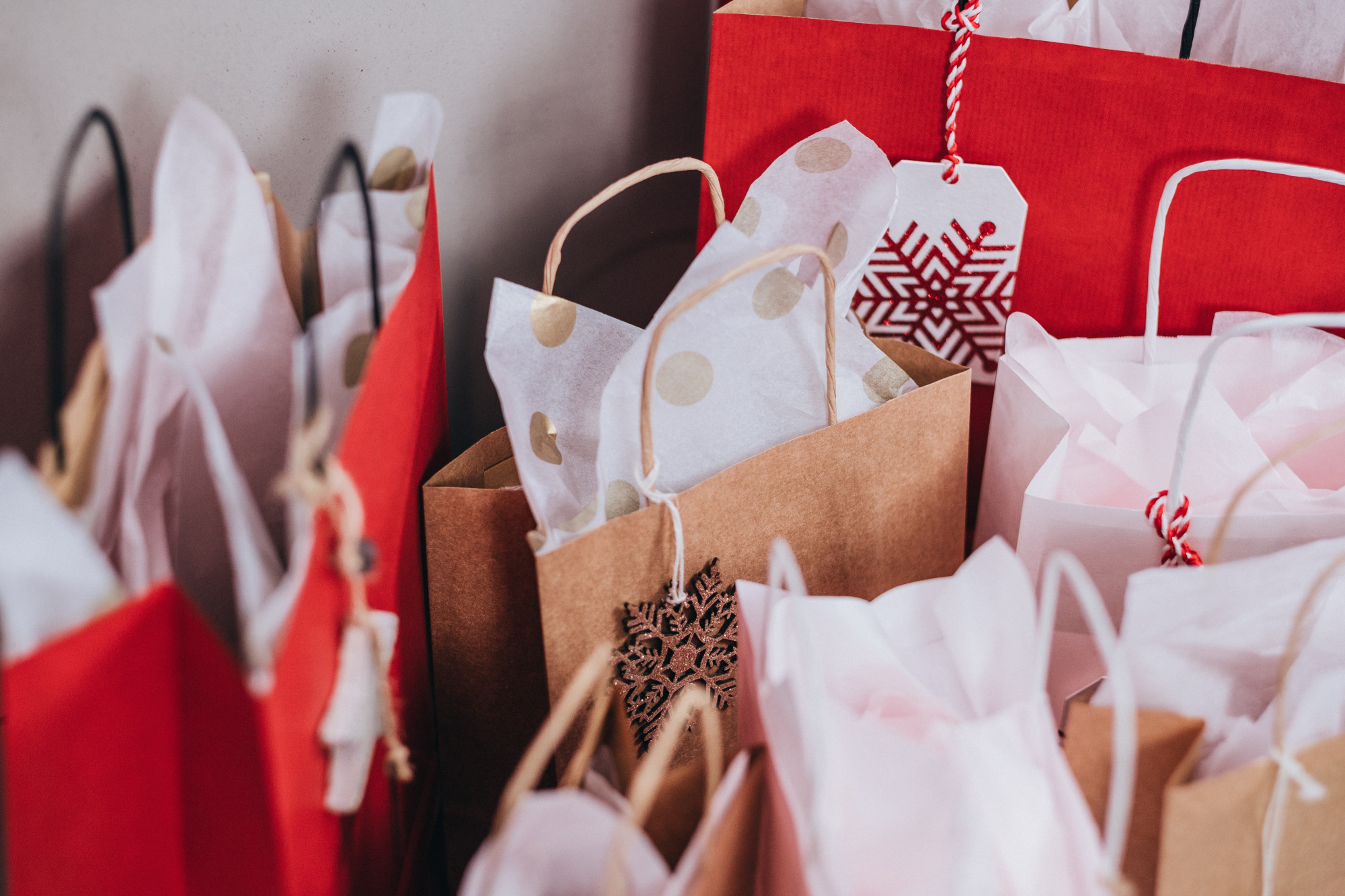 Supply chain backups mean you should do your Christmas, Hanukkah and other holiday shopping now