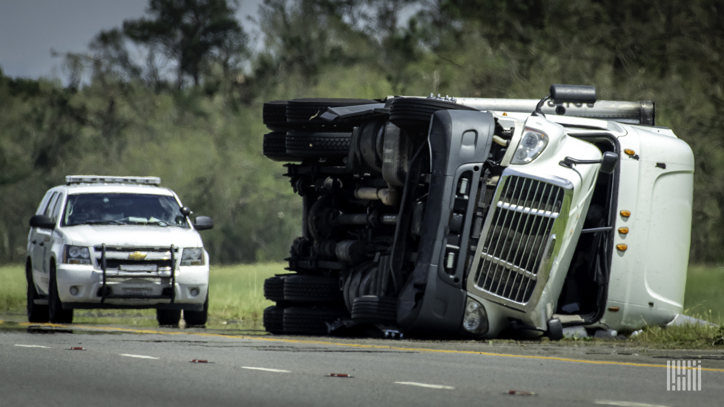 T & R Transportation LLC. - Have a trucker in your life that you haven't  gotten a gift for yet?? Here are a few ideas for the fathers in your life..