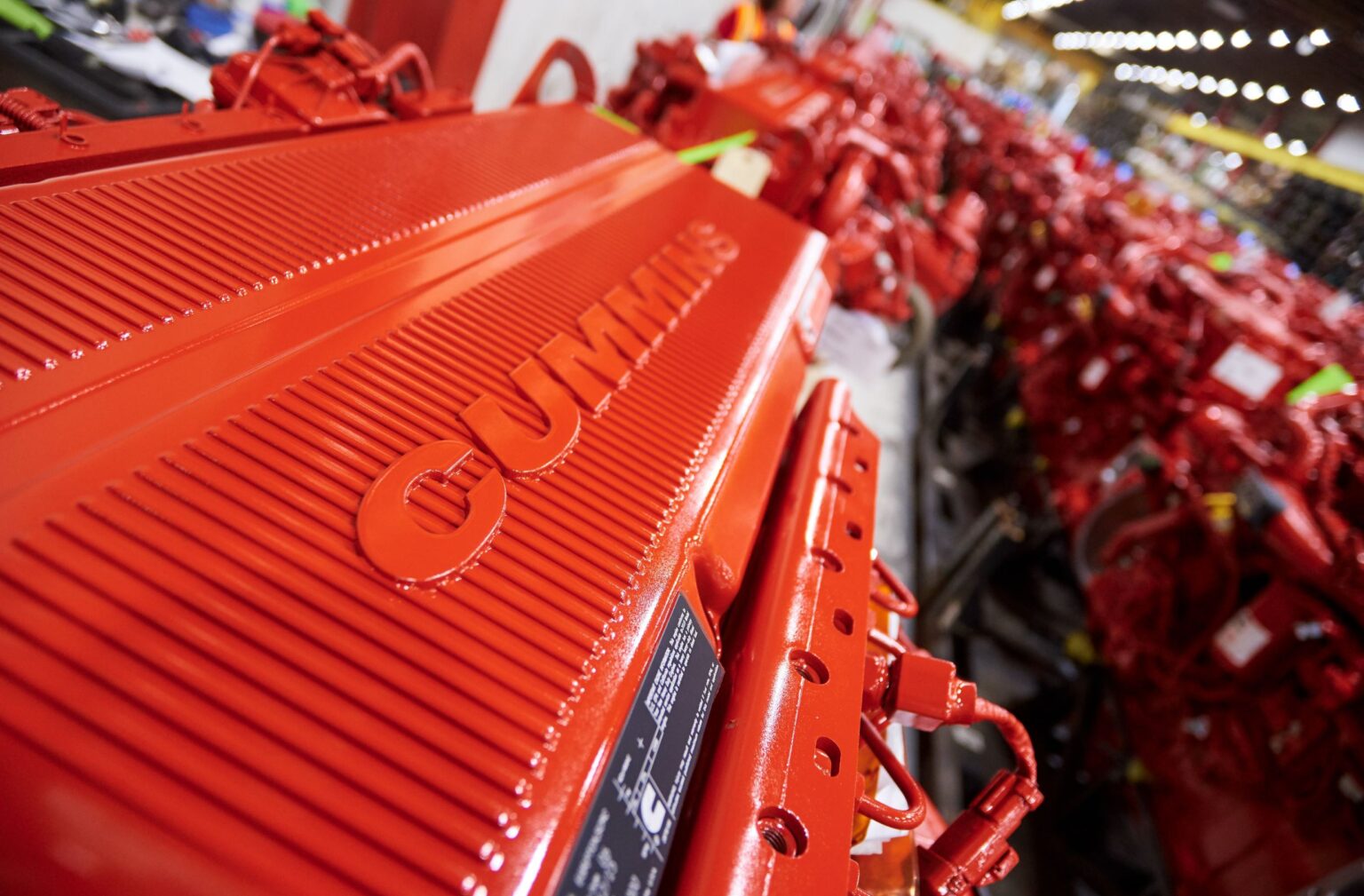 Cummins manages higher segment sales despite Q3 supply chain pain