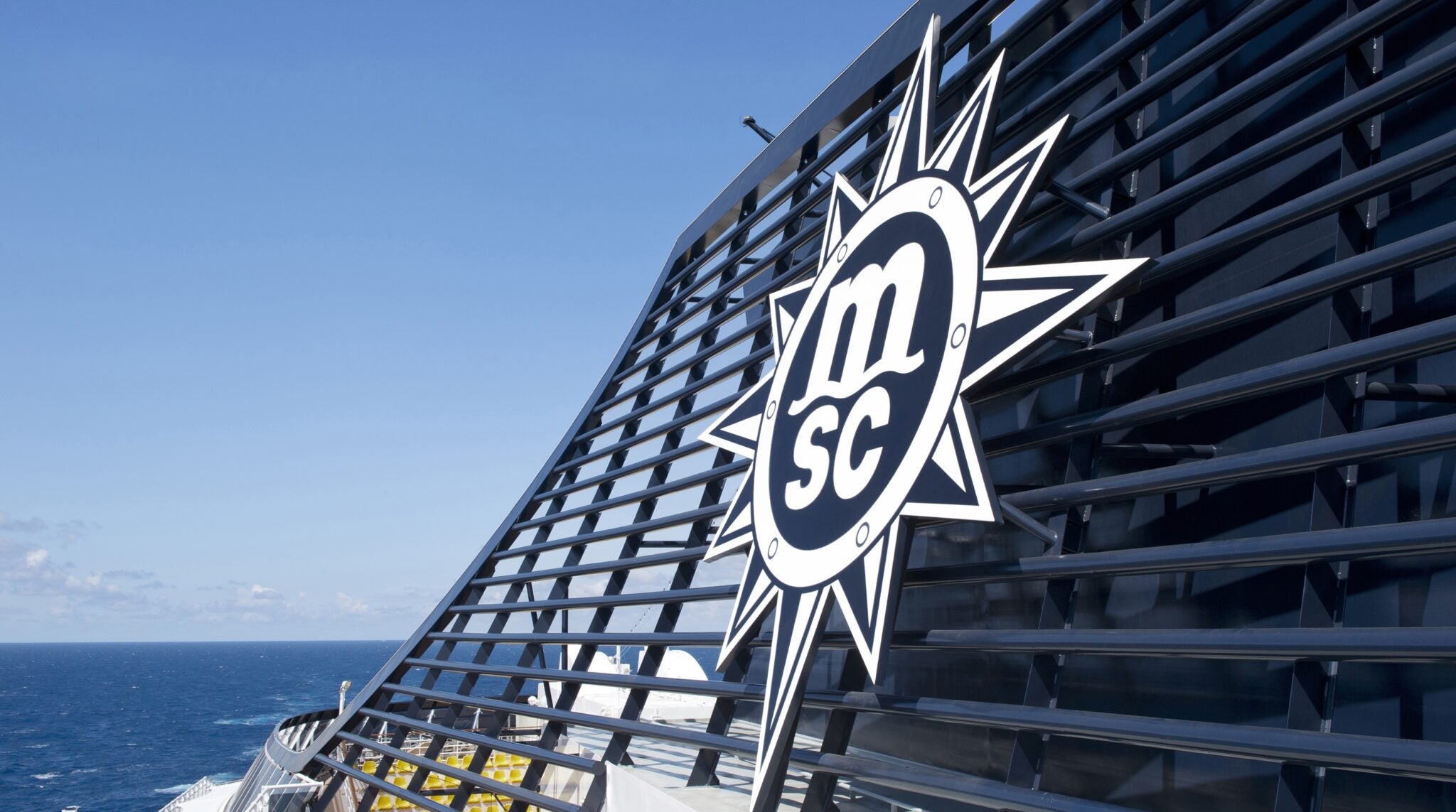 Msc voyagers club. MSC Cruises логотип. MSC Group. 1 MSC Group логотип.