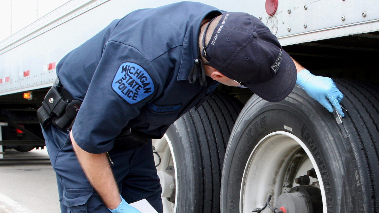 Feds: 2 truckers at same company caught hauling drugs 4 months apart ...