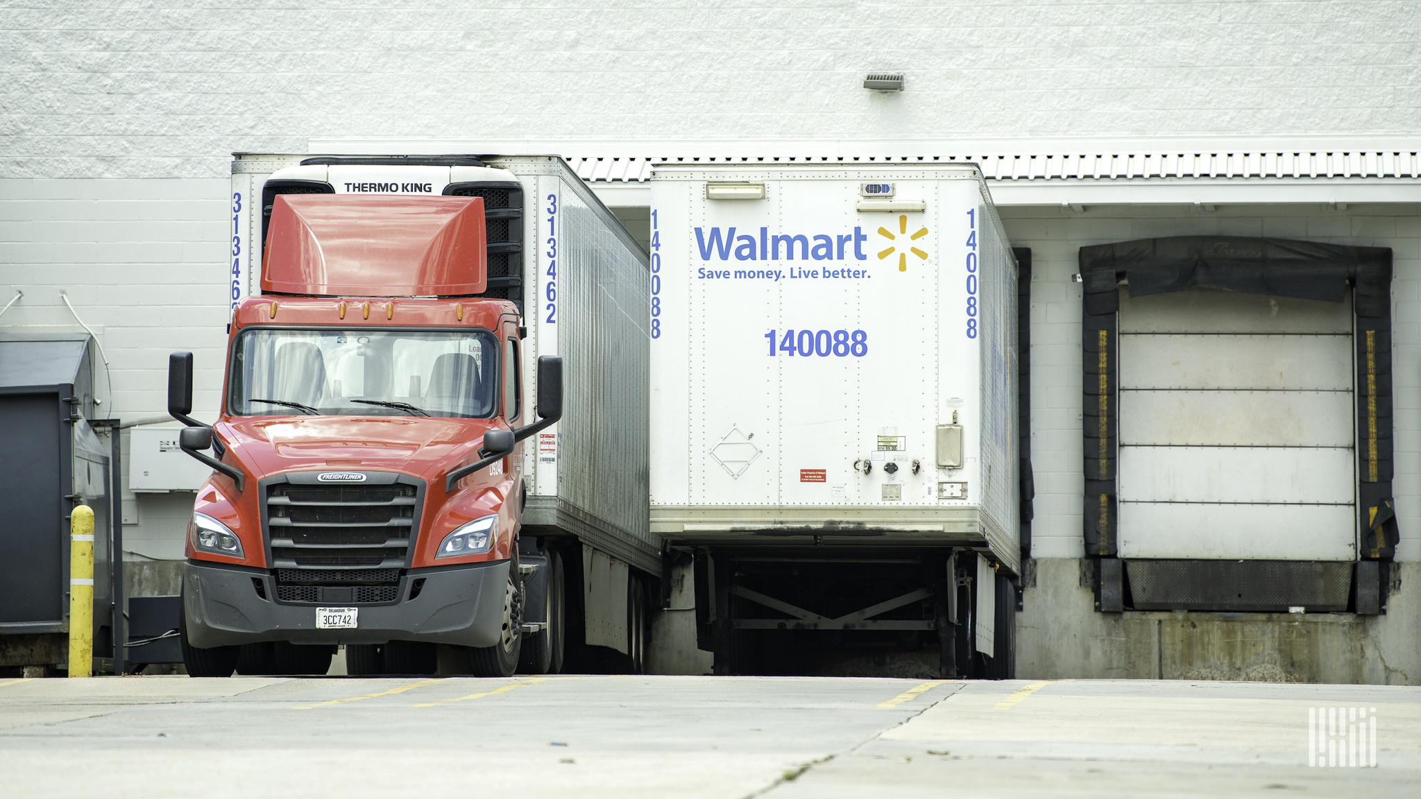Walmart Q1 profits take hit on higher costs, supply chain issues