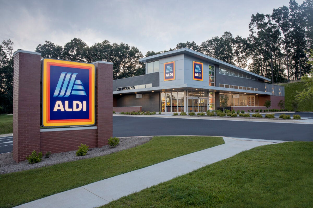 https://www.freightwaves.com/wp-content/uploads/2022/07/Exterior_Front_Entrance_with_ALDI_Sign_Harrisburg-e1658359614743.jpg