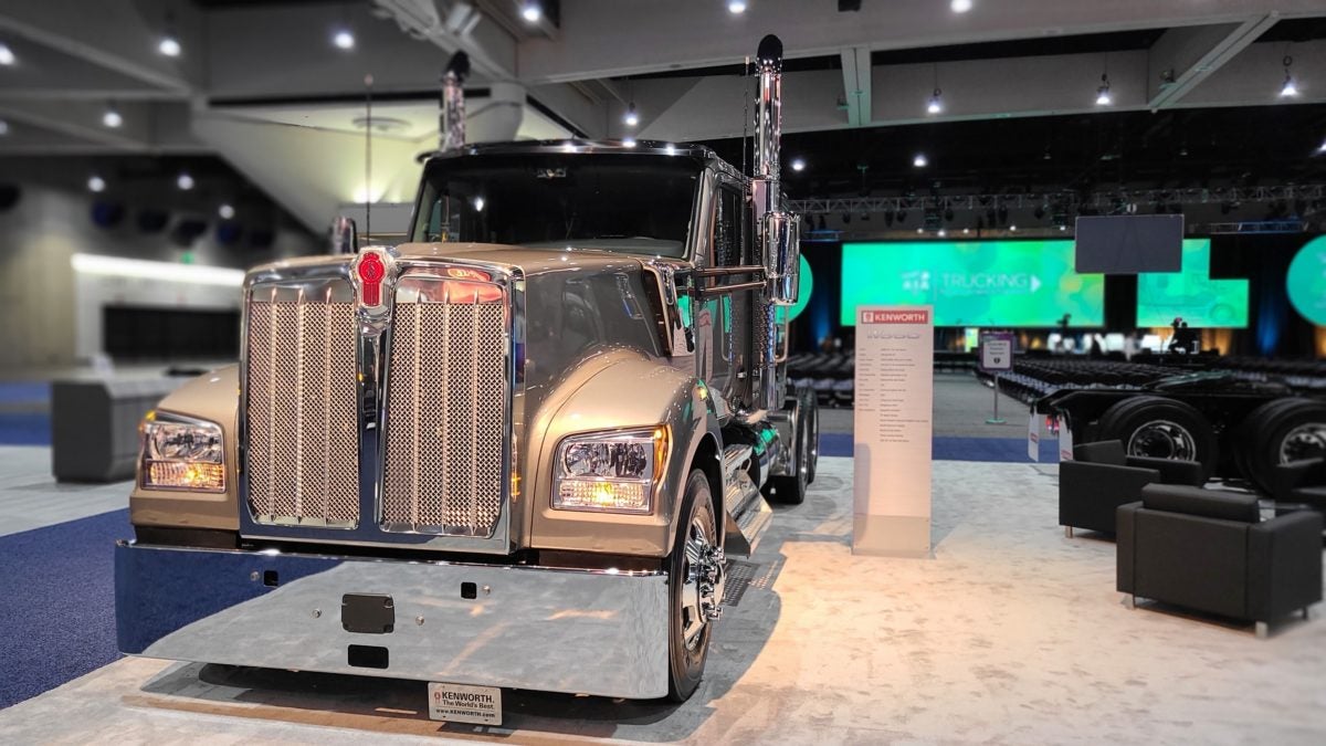 Paccar sets Q4 sales and profit records - FreightWaves