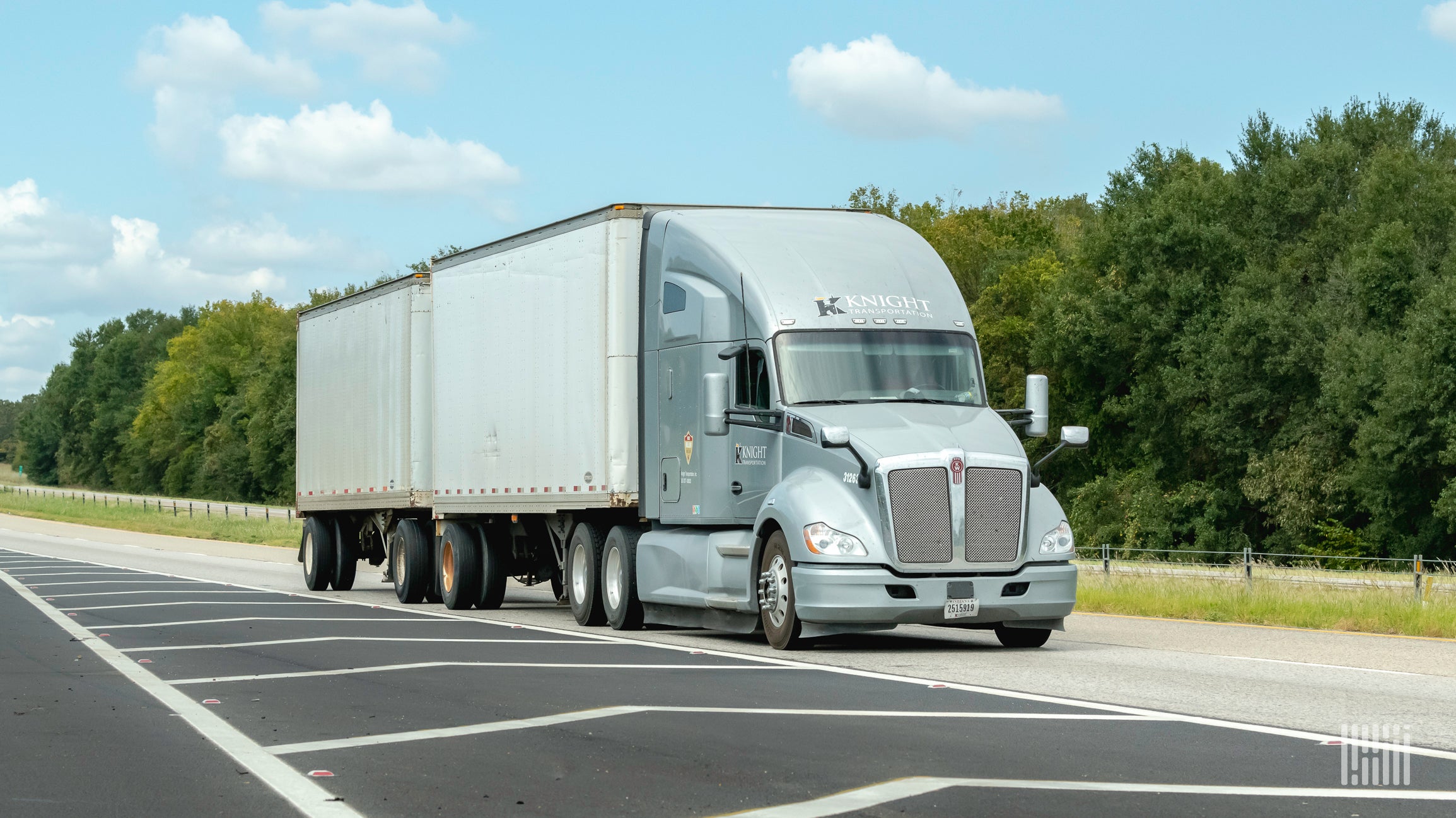 Knight-Swift acquires DHE as next piece of national LTL map - FreightWaves